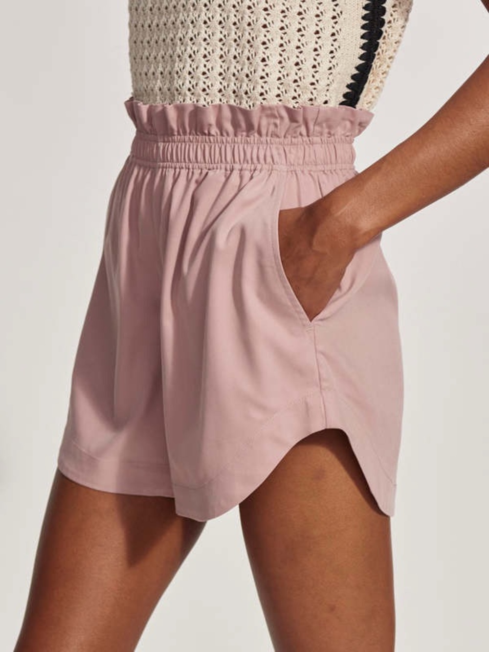 Varley. Jonas High-Rise Short. Woodrose. Size Large.